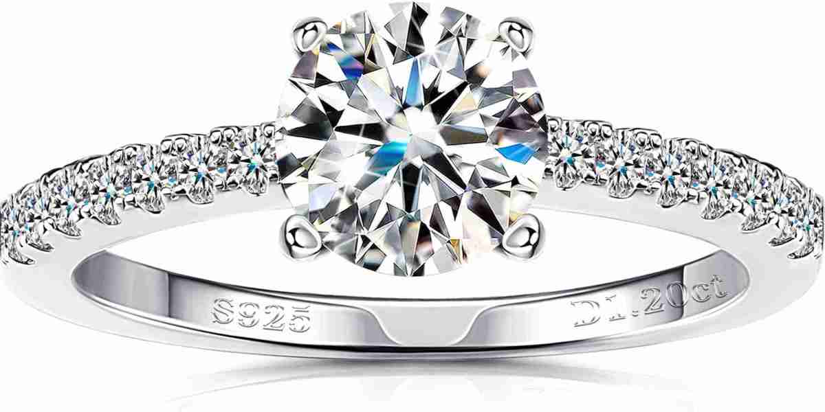 What Factors Should I Consider When Buying Moissanite Anniversary Rings?